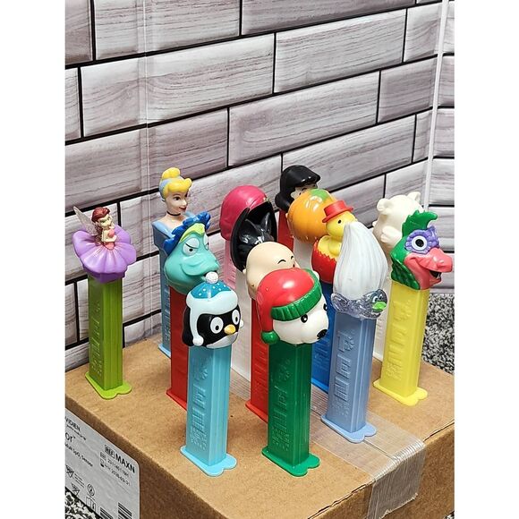 Pez dispenser Lot #A92 - Picture 4 of 8